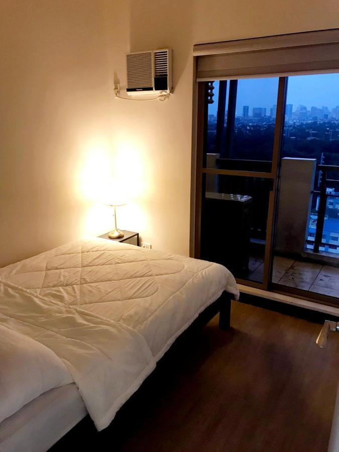 מנילה Casa Antonio At Fairway Terraces Family Penthouse 2Br Wi-Fi Nr Golf, Airport, Fort Bgc מראה חיצוני תמונה