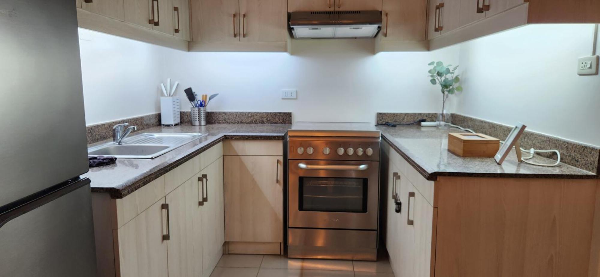 מנילה Casa Antonio At Fairway Terraces Family Penthouse 2Br Wi-Fi Nr Golf, Airport, Fort Bgc מראה חיצוני תמונה