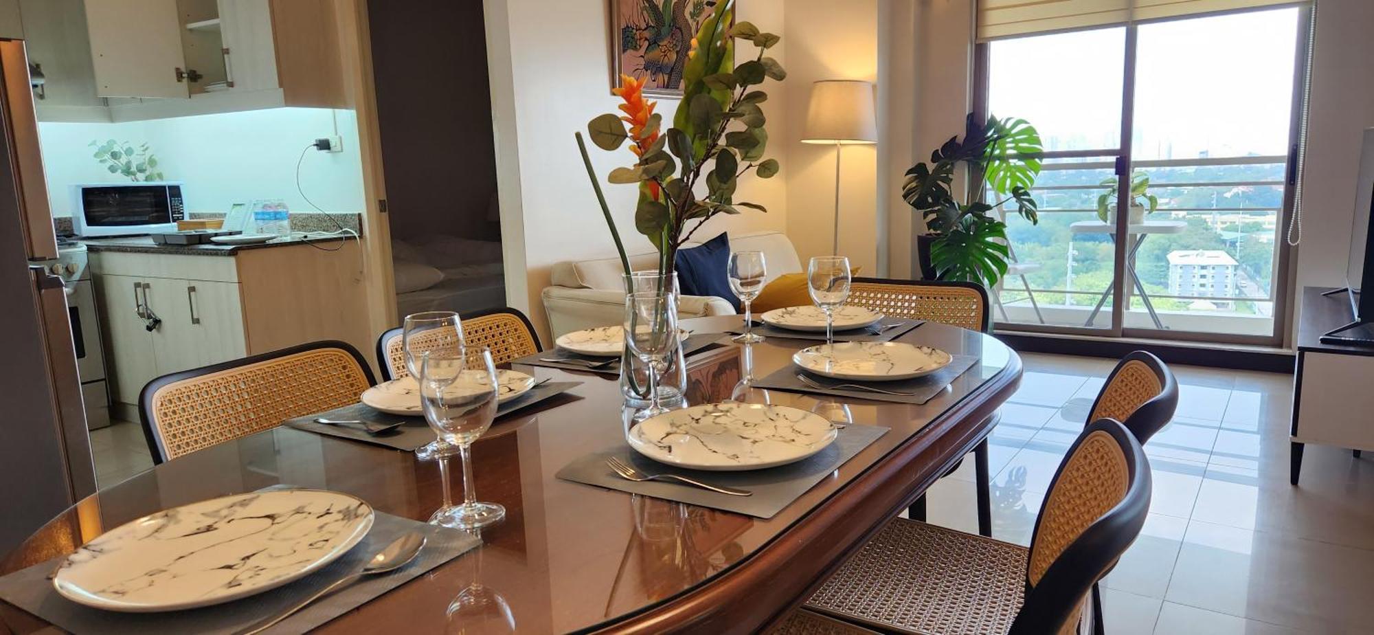 מנילה Casa Antonio At Fairway Terraces Family Penthouse 2Br Wi-Fi Nr Golf, Airport, Fort Bgc מראה חיצוני תמונה